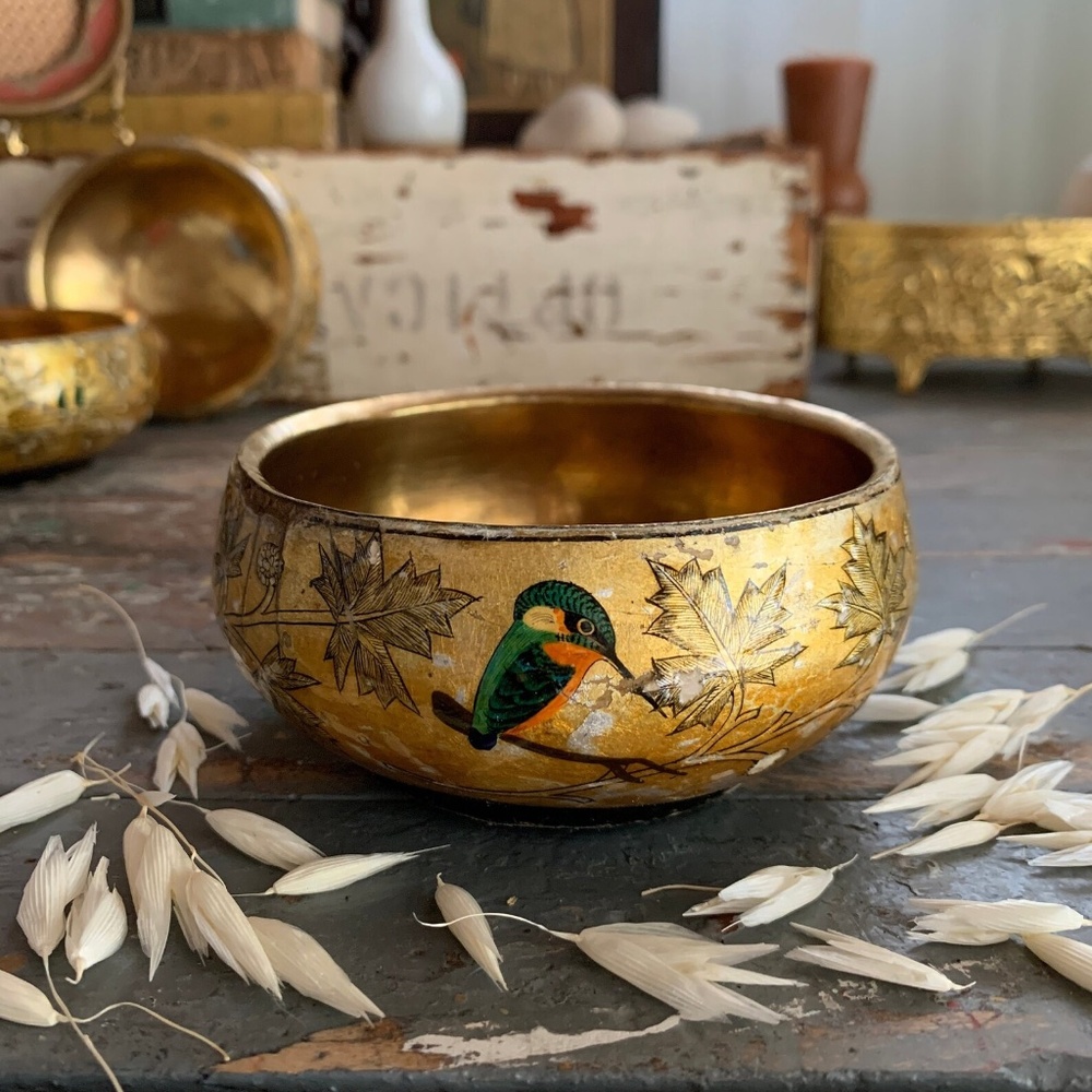 ANTIQUE HAND-PAINTED INDIAN KASHMIRI BRASS INLAY DECORATIVE BOWL - Picture 1 of 10